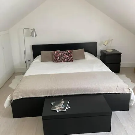 Gafa House - Family And Workplace