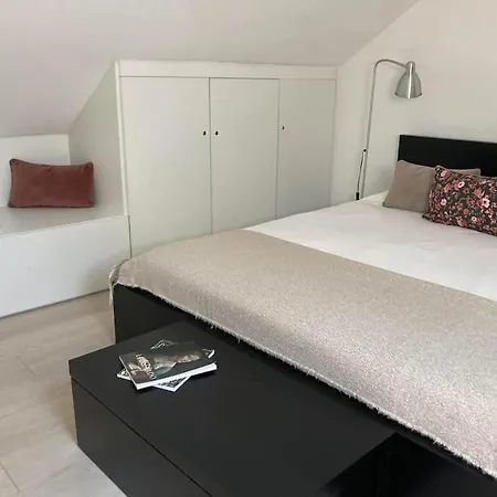 Gafa House - Family And Workplace Villa