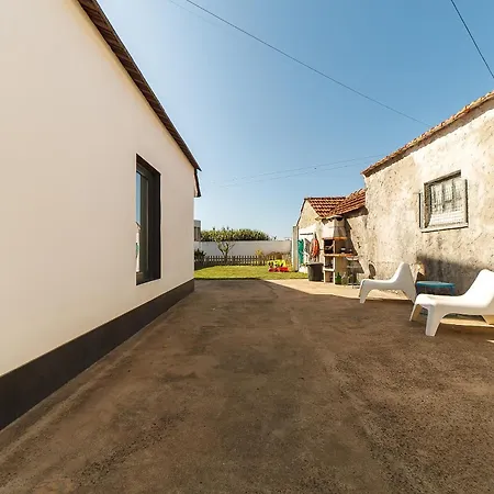 Gafa House - Family And Workplace