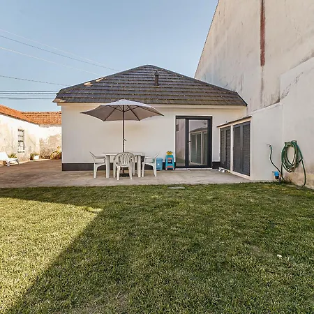 Gafa House - Family And Workplace