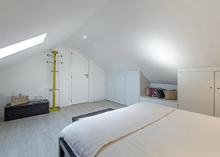 Gafa House - Family And Workplace